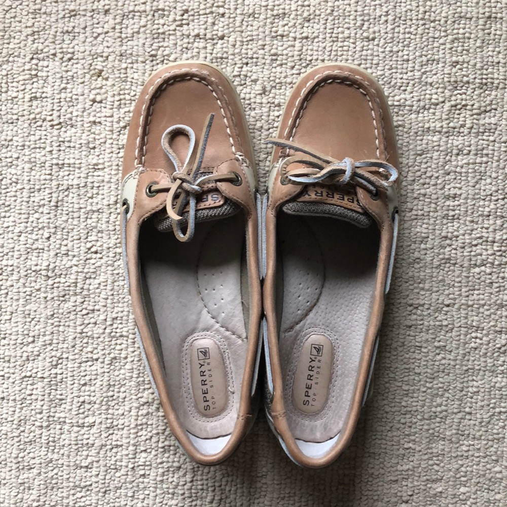 NEW WOMENS SPERRY SHOES